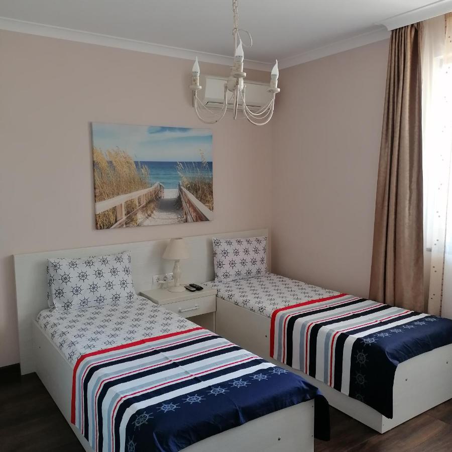 Apartments Dona Chernomorets Bagian luar foto