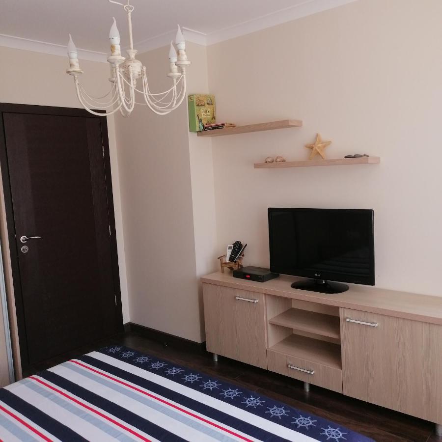 Apartments Dona Chernomorets Bagian luar foto
