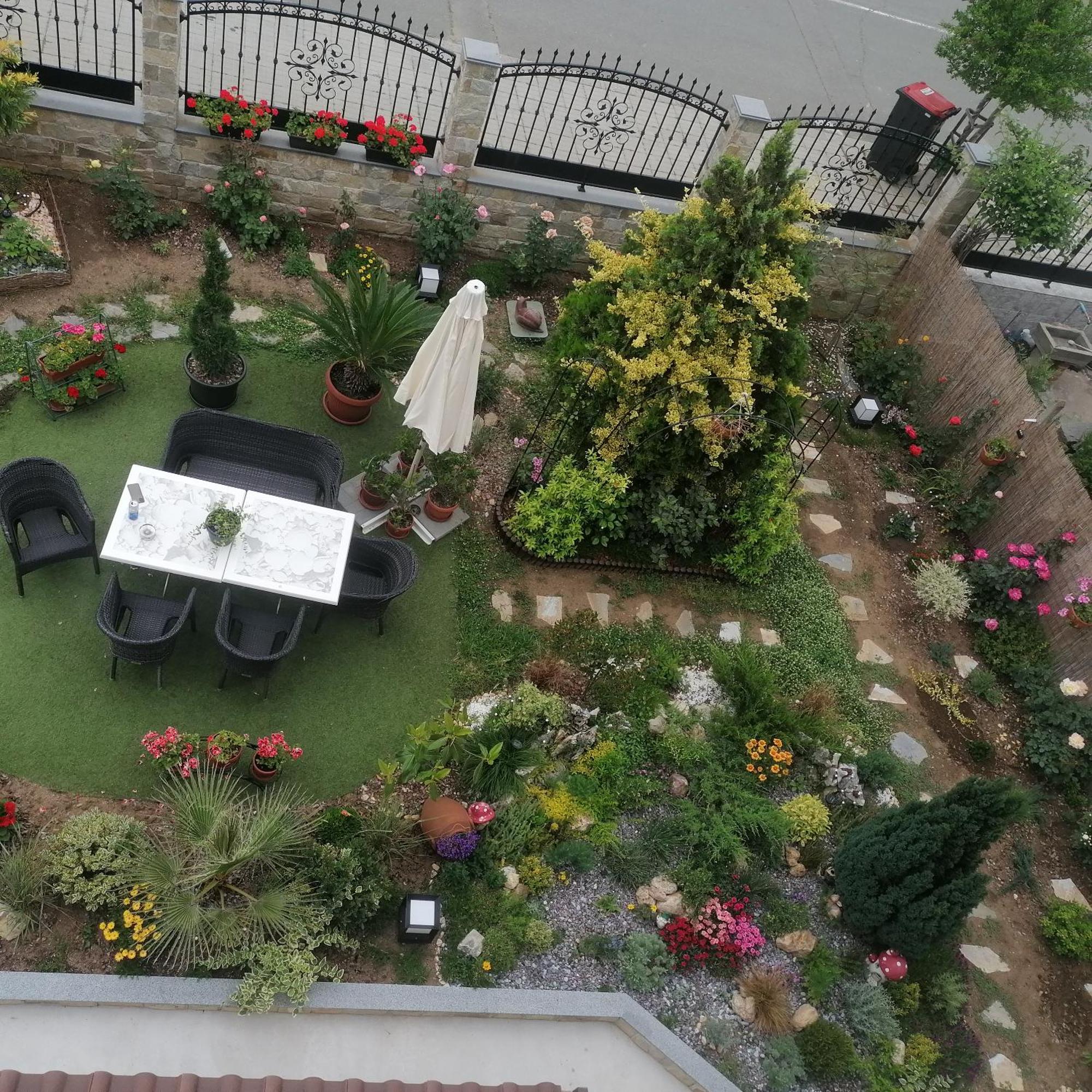 Apartments Dona Chernomorets Bagian luar foto