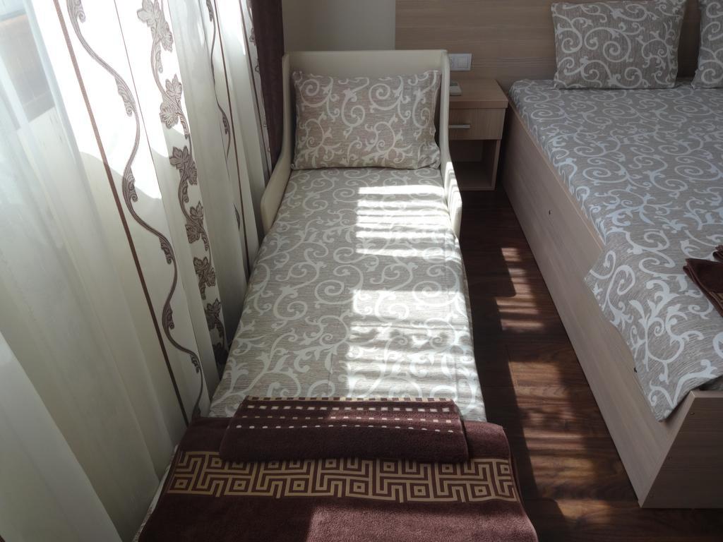 Apartments Dona Chernomorets Bagian luar foto