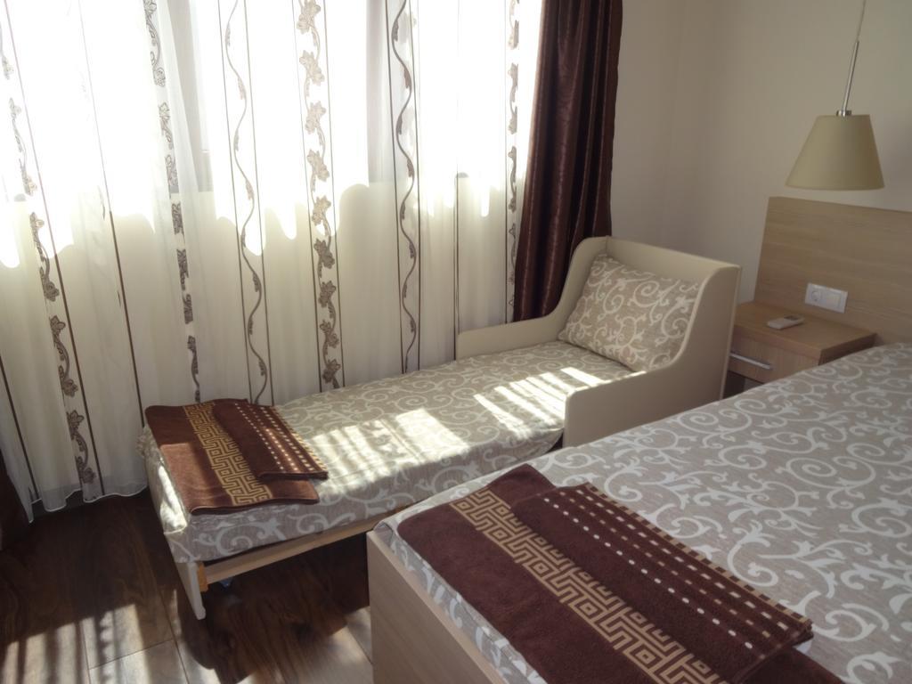 Apartments Dona Chernomorets Bagian luar foto