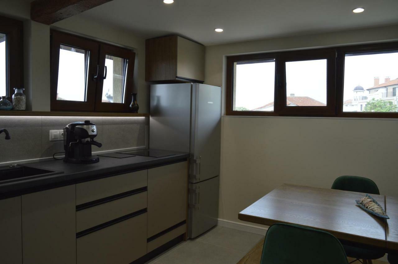 Apartments Dona Chernomorets Bagian luar foto