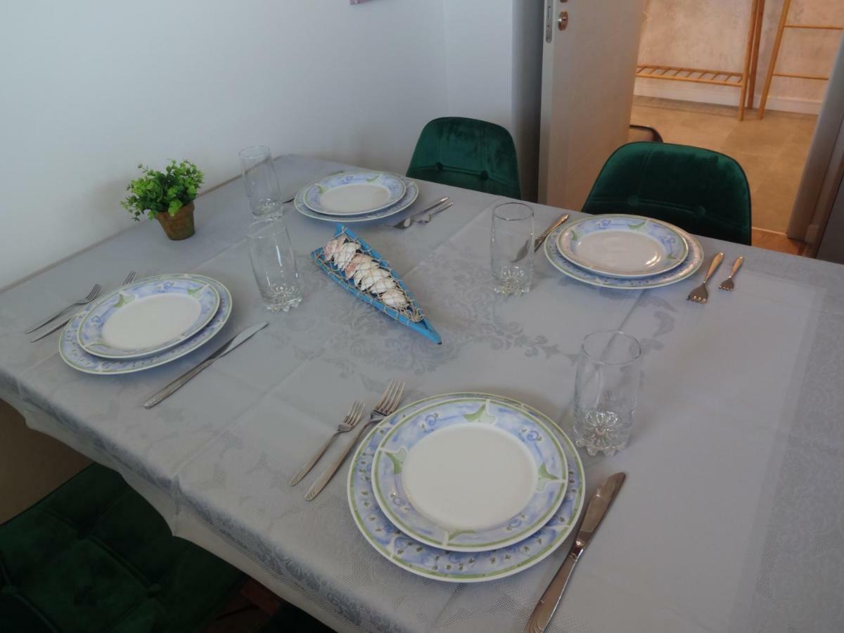 Apartments Dona Chernomorets Bagian luar foto