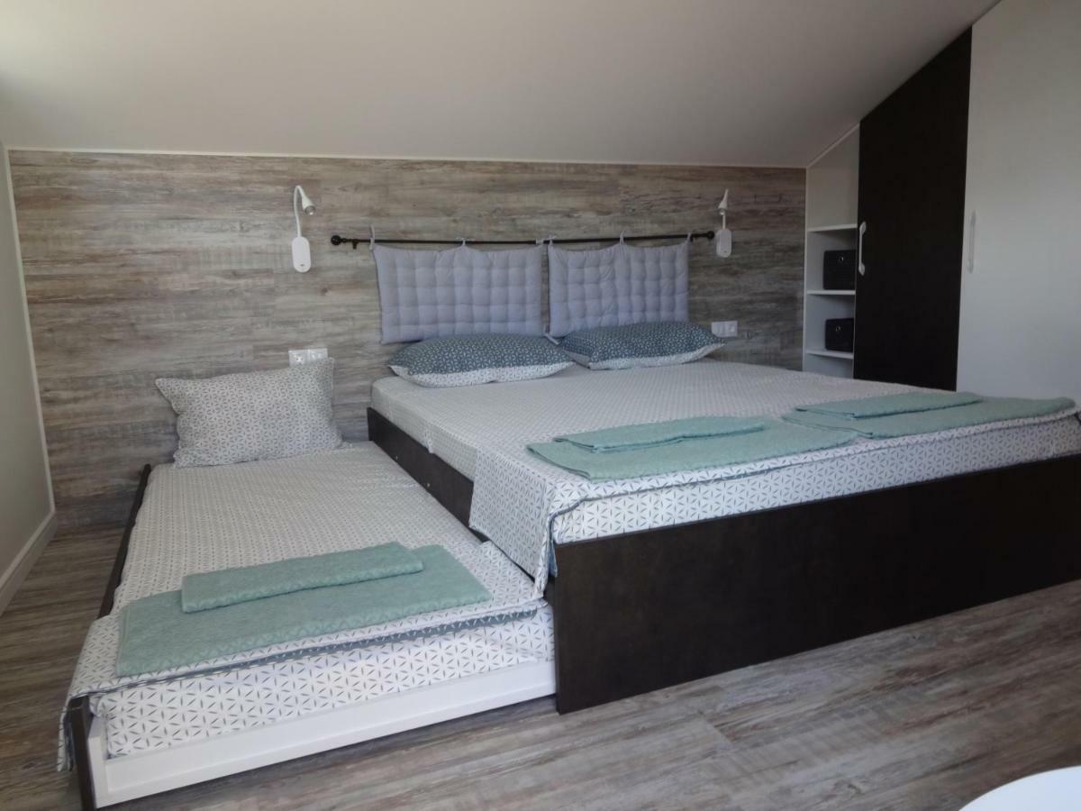 Apartments Dona Chernomorets Bagian luar foto