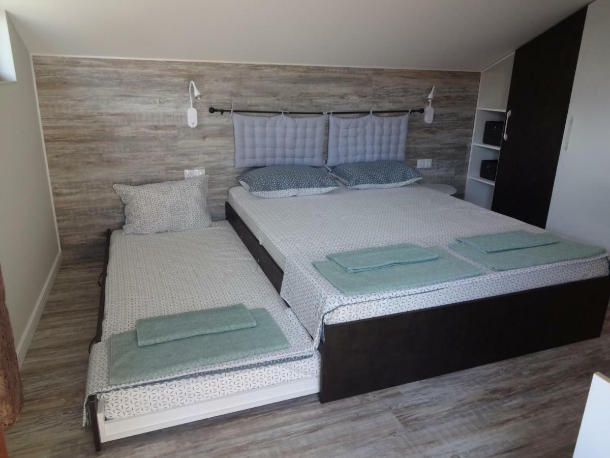 Apartments Dona Chernomorets Bagian luar foto