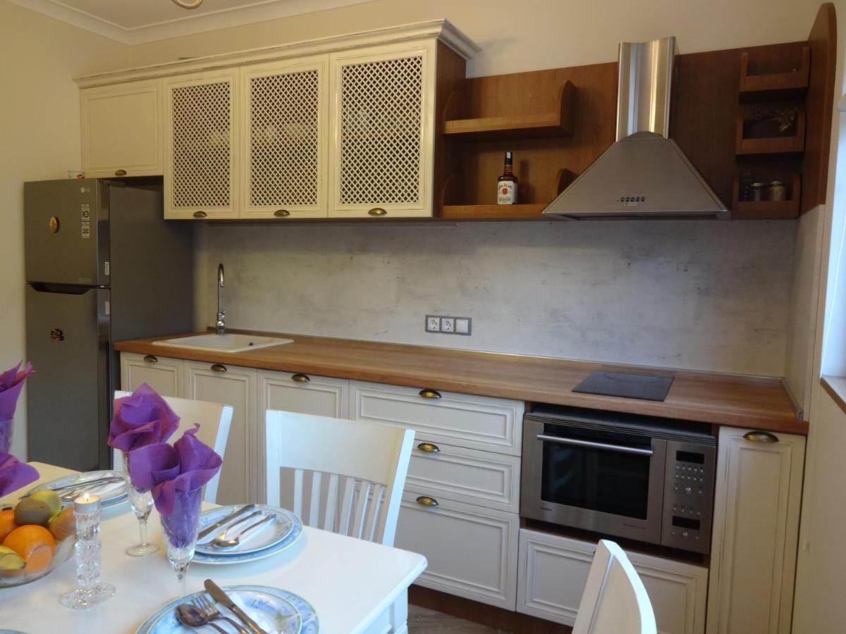 Apartments Dona Chernomorets Bagian luar foto